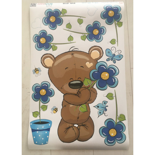 Maci kék virágokkal, kisfiú gyerek falmatrica